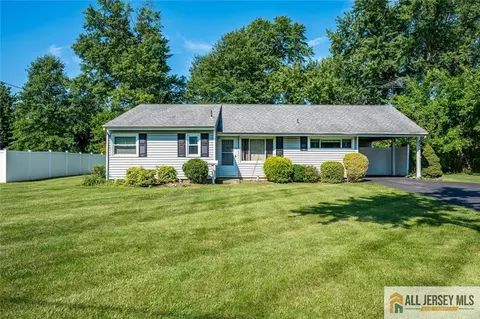 19 Stanworth Rd, South Brunswick, NJ 08824