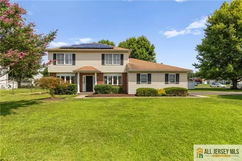 51 Diana Dr, South Plainfield, NJ 07080