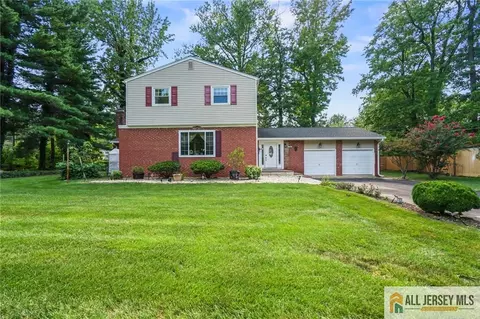 360 Sherman Rd, North Brunswick, NJ 08902