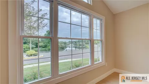 Entry Way - 106 Blackbird Dr, Monroe, NJ 08831 photo 9 of 13