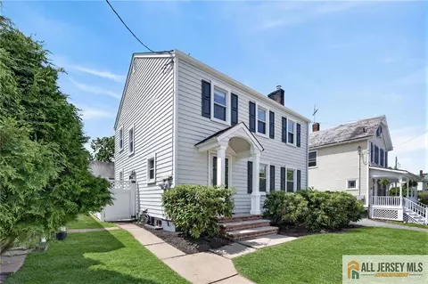 12 Capner St, Flemington, NJ 08822