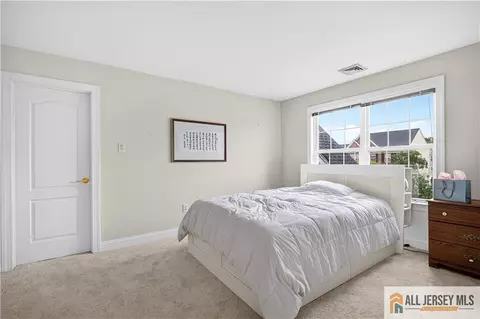 Bedroom - 58 Meadow Run Rd, Fieldsboro, NJ 08505 photo 4 of 5