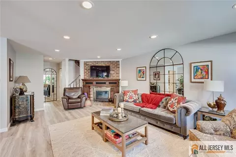 46 Covington Ct #46, East Brunswick, NJ 08816