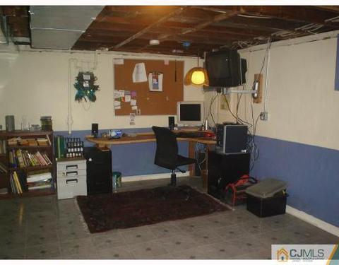 26 Mac Arthur Dr, Edison, NJ 08837 photo 6