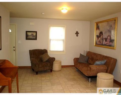 26 Mac Arthur Dr, Edison, NJ 08837 photo 3