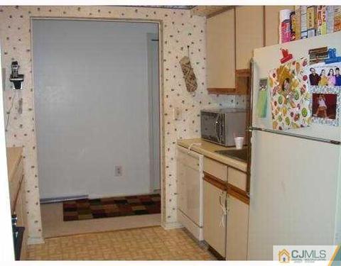 6 Malvern Way, Edison, NJ 08817 photo 3