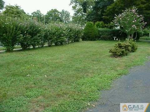 336 Dorn Ave, Middlesex, NJ 08846 photo 5