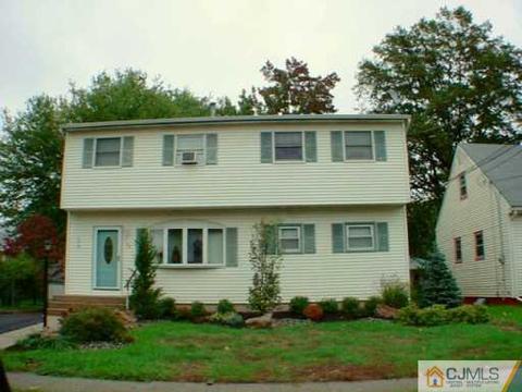 71 Avery St, Edison, NJ 08817 photo 2