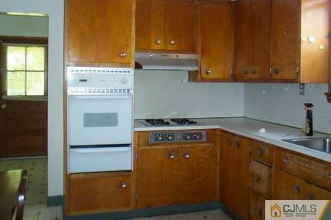 74 Crosby Ave, Edison, NJ 08817 photo 3