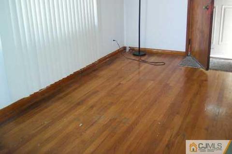 74 Crosby Ave, Edison, NJ 08817 photo 5