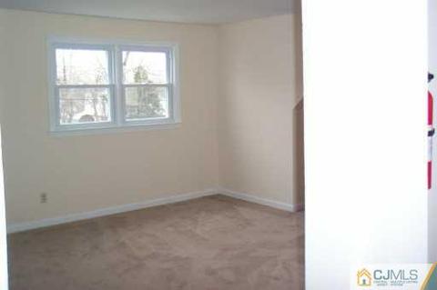 21 Knapp Ave, Edison, NJ 08817 photo 3