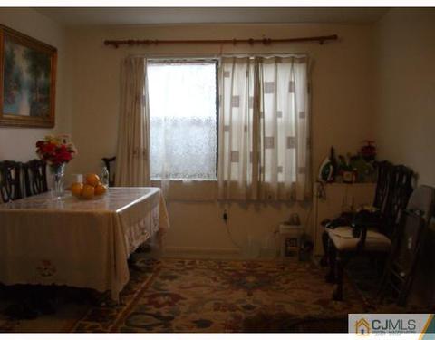 1902 Raspberry Ct, Edison, NJ 08817 photo 3