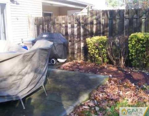 160 Devon Ct, Old Bridge, NJ 08857 photo 9
