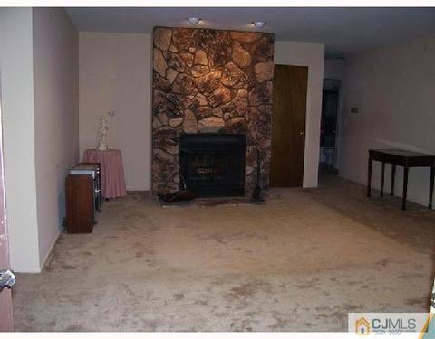 7 Pendleton Pl, Old Bridge, NJ 08857 photo 4