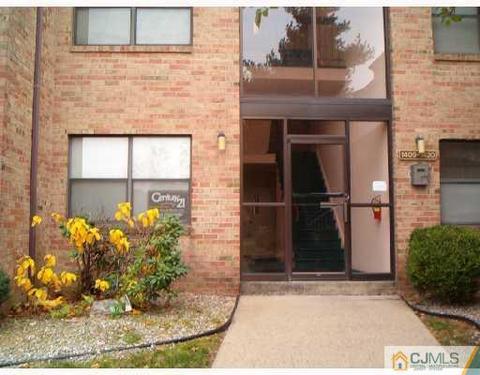1409 Raspberry Ct, Edison, NJ 08817 photo 1