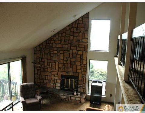 11 Westgate Dr, Edison, NJ 08820 photo 4
