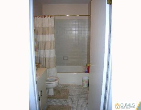 11 Foxhall # a, Middlesex, NJ 08846 photo 8