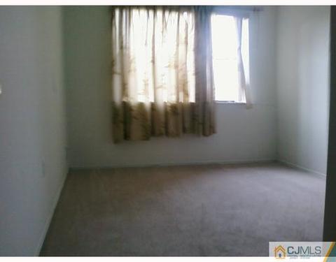 1537 Raspberry Ct, Edison, NJ 08817 photo 8