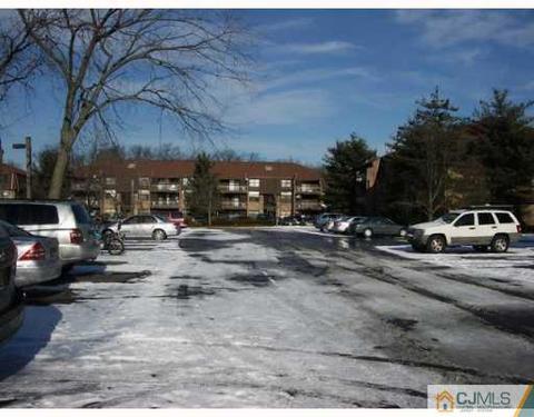 1537 Raspberry Ct, Edison, NJ 08817 photo 1
