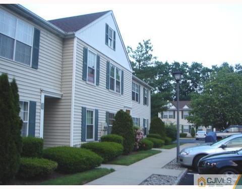 2 Hanover Sq, Middlesex, NJ 08846 photo 1