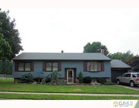 5 Birch Rd, Edison, NJ 08817 photo 1