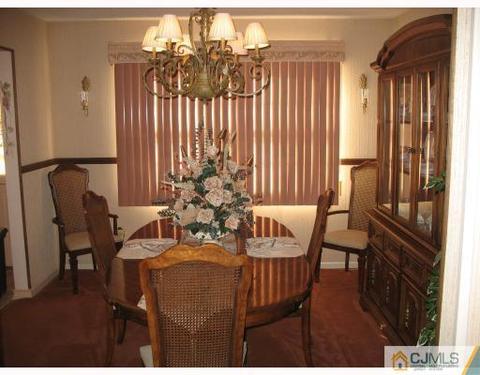 5 Birch Rd, Edison, NJ 08817 photo 4