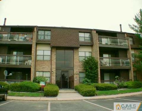 1630 Raspberry Ct, Edison, NJ 08817 photo 1