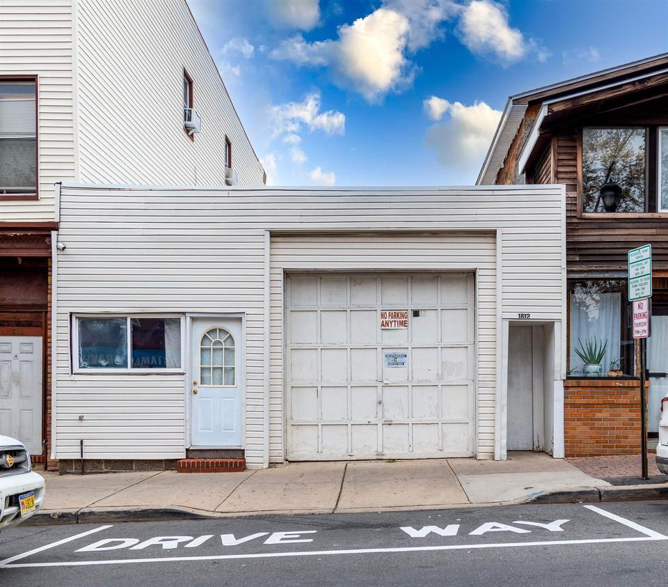 1812 Bergenline Ave, Union City, NJ 07087 21 Photos MLS 210026389