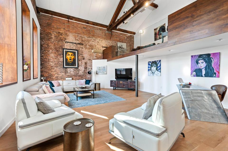 299 Pavonia Ave 31 31, Jersey City, NJ 07302 28