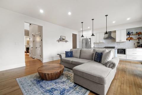 135 Hudson Cv, Edgewater, NJ 07020 photo 33