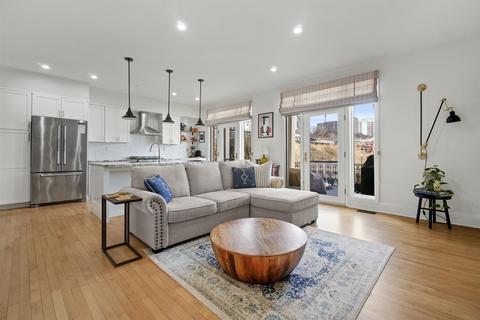 135 Hudson Cv, Edgewater, NJ 07020 photo 32