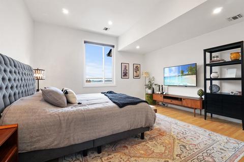 135 Hudson Cv, Edgewater, NJ 07020 photo 15