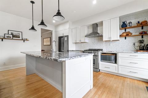 135 Hudson Cv, Edgewater, NJ 07020 photo 34