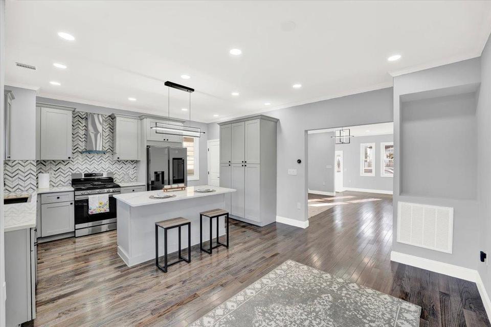  5 Stegman Ter, Jersey City, NJ 07305 photo 13