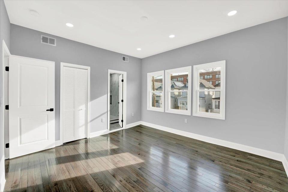  5 Stegman Ter, Jersey City, NJ 07305 photo 19