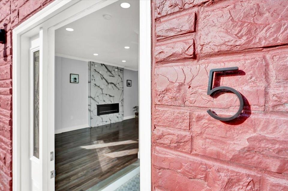  5 Stegman Ter, Jersey City, NJ 07305 photo 3