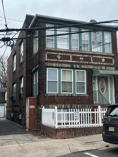 1011 74th St, North Bergen, NJ 07047
