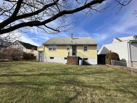 694 3rd St, Secaucus, NJ 07094 photo 2