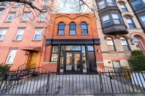 212 Park Ave, Hoboken, NJ 07030