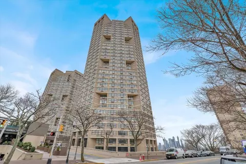 7000 Blvd East 21h #21H, Guttenberg, NJ 07093