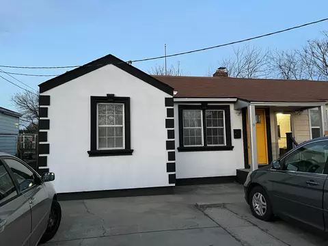 9 Merritt St, Jersey City, NJ 07305