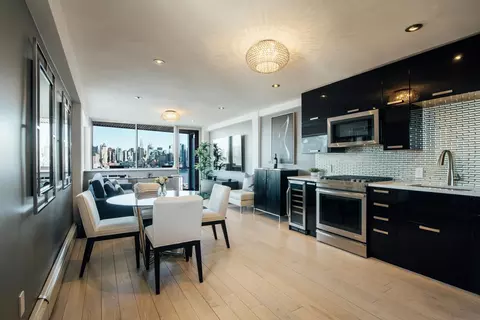 899 Blvd E #4A, Weehawken, NJ 07086