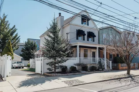 160 Prospect Ave, Bayonne, NJ 07002
