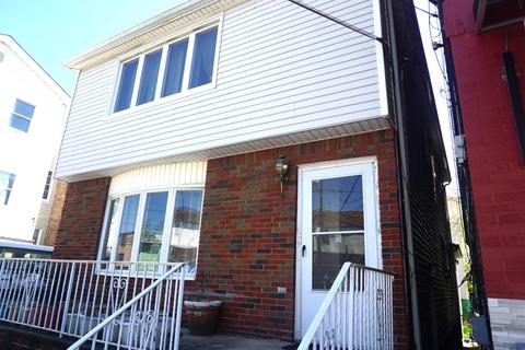 18 Holmes Ave, Jersey City, NJ 07306