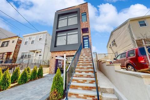 35 Prospect St 2 #2, Jersey City, NJ 07307