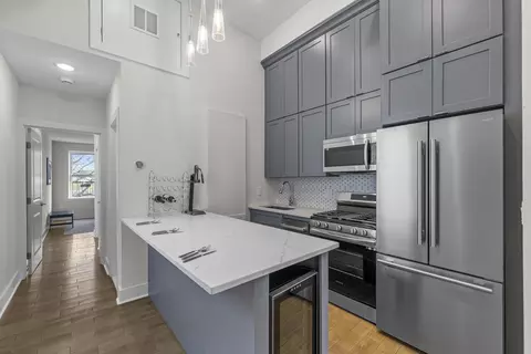 684 Summit Ave 5 #5, Jersey City, NJ 07306
