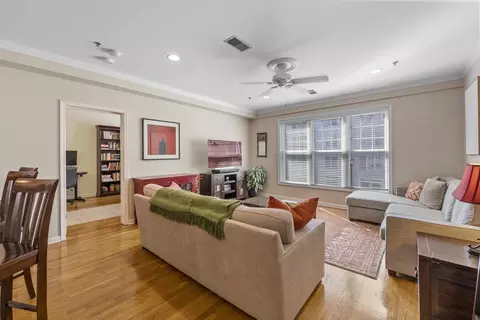 1120 Clinton St 3b #3B, Hoboken, NJ 07030