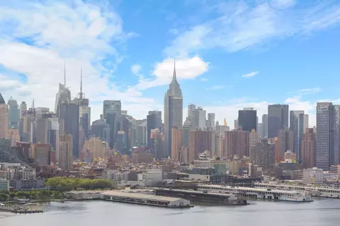 6040 Blvd E #32D, West New York, NJ 07093