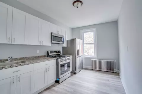678 Liberty Ave, Jersey City, NJ 07307