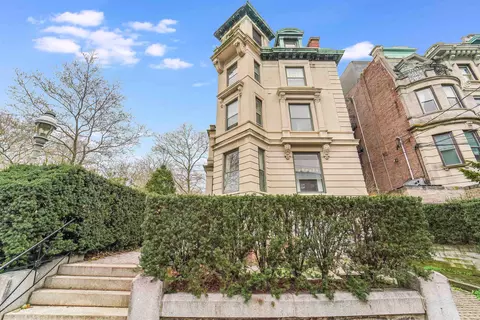 933 Hudson St 2 #2, Hoboken, NJ 07030